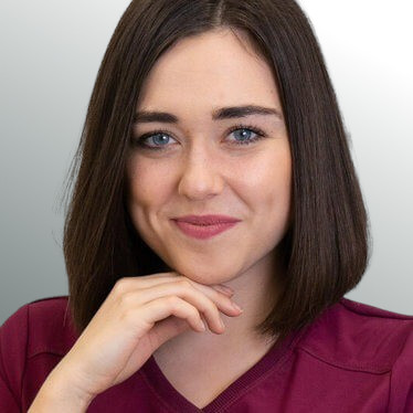 Ramóna Csubák, Dr.
